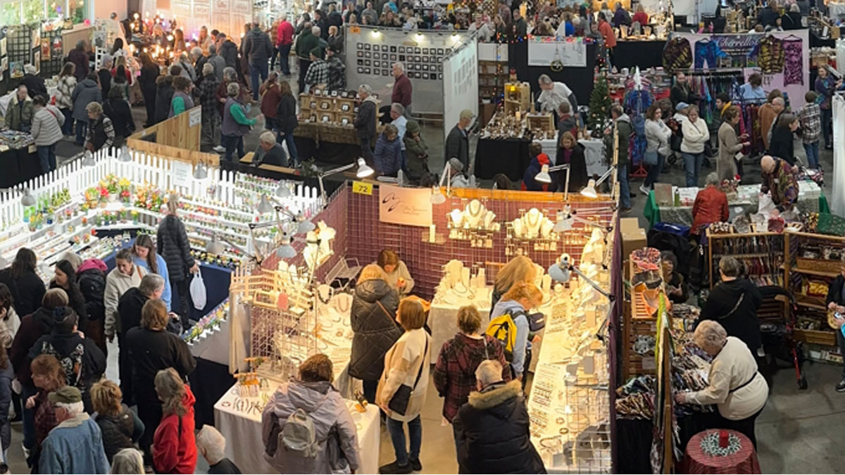 Festival of Arts and Crafts at the Lake County Fairgrounds in Grayslake